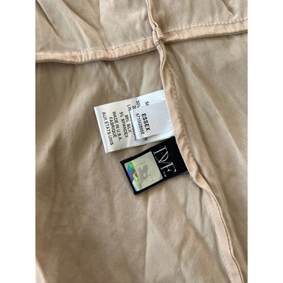 Diane Von Furstenburg Essex Black Lace Wrap Blouse Size 4 - Picture 7 of 10